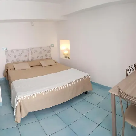 Maridea - Di Cala Feola Apartment *